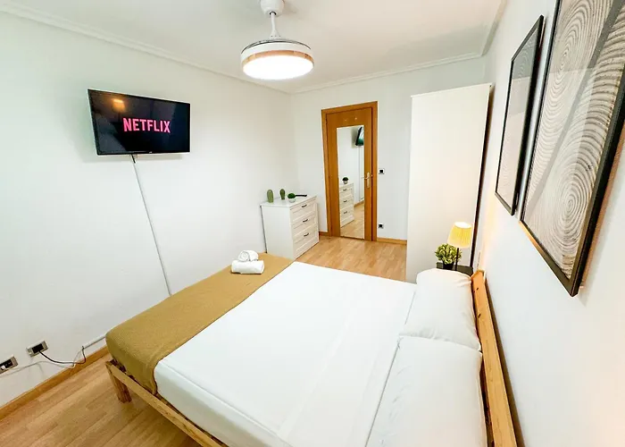 El Angel Del Pilar Turistea Zaragoza